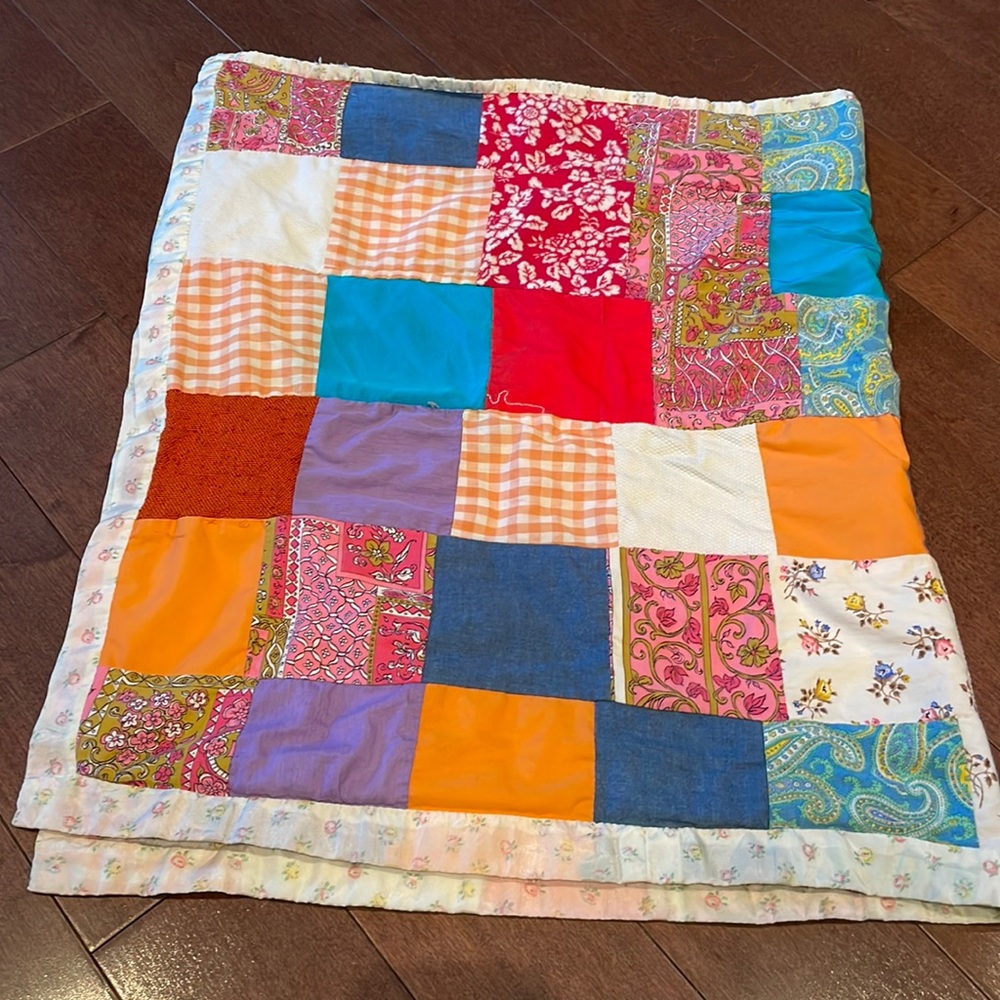 Vintage hand made patch work quilt